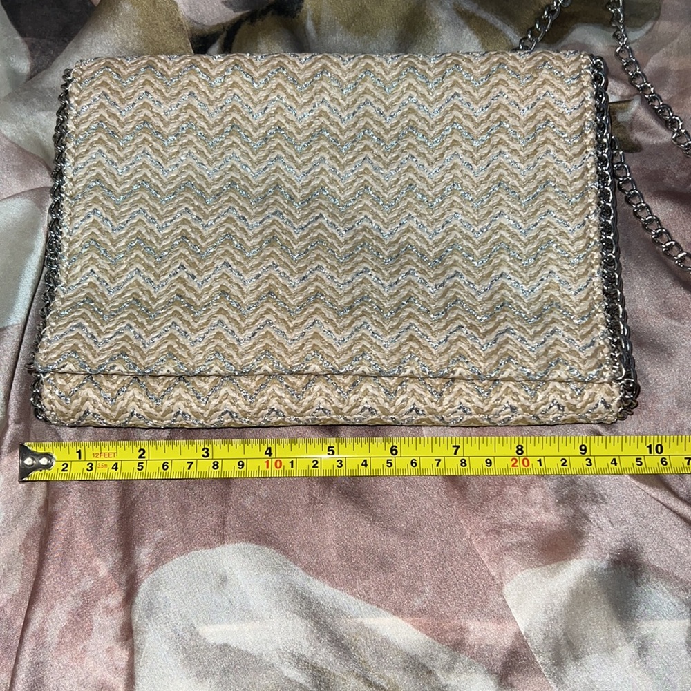 Chelsea28 Clutch - Picture 6 of 7